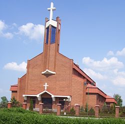 250px-PiotrkowTryb_church_Milosierdzia_Bozego.jpg