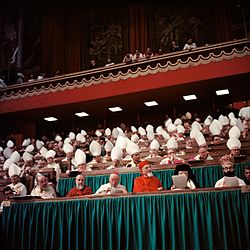 250px-Second_Vatican_Council_by_Lothar_Wolleh_007.jpg